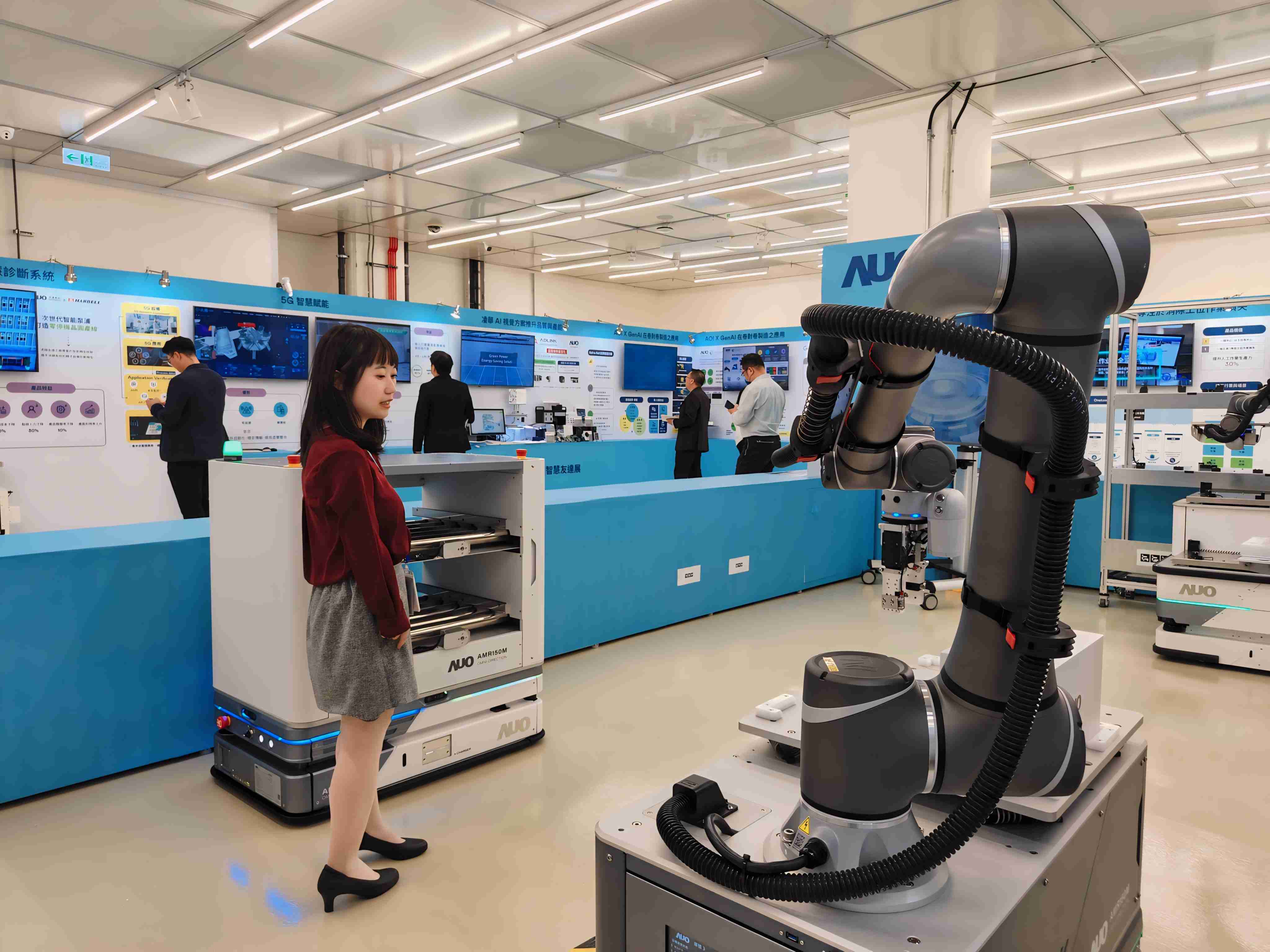 2024智能万利展邀集生态圈伙伴共同参展，，从数字应用、、、净零减碳到能源发展，，，创造全方位永续商机，，携手生态圈伙伴迈向永续未来